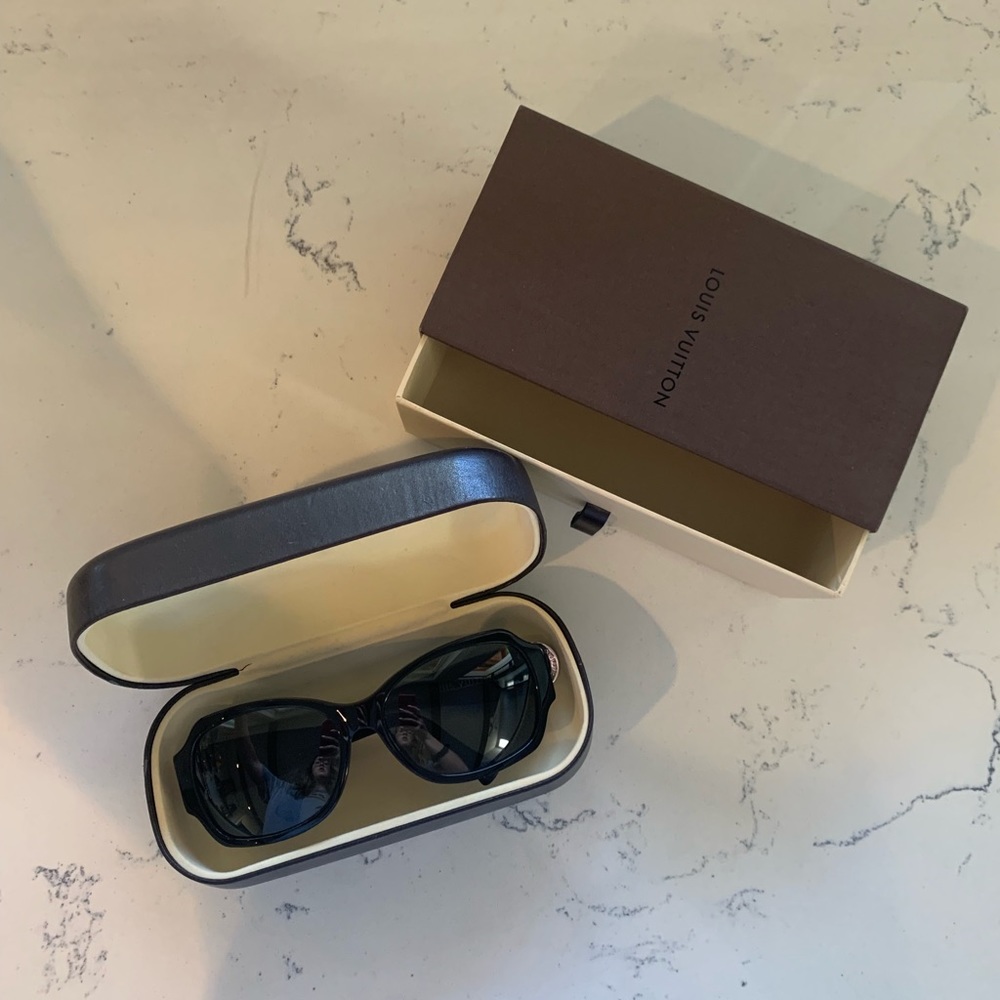 Sunglasses-LOUIS VUITTON